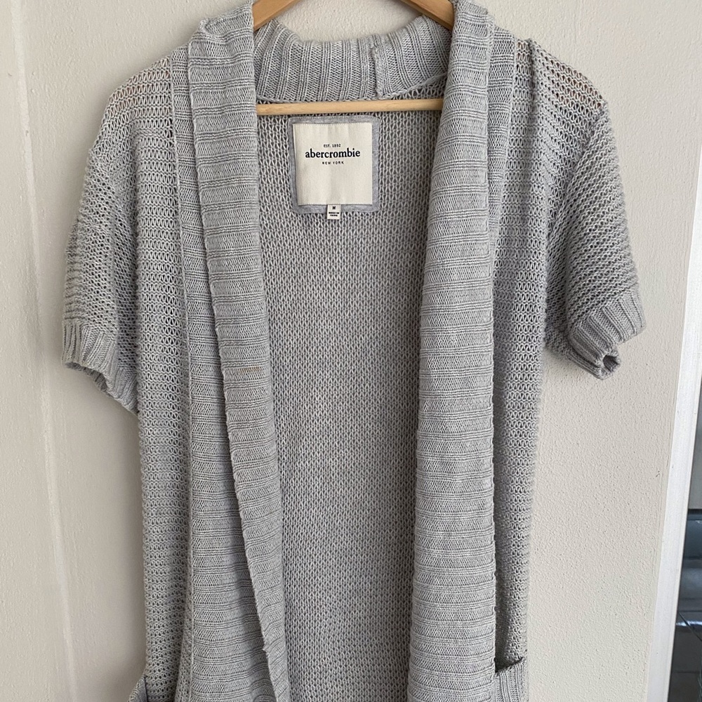 🔥ABERCROMBIE KIDS CARDIGAN🔥